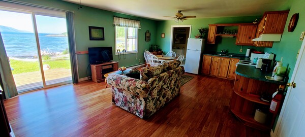 Cottage (Wheelchair Accessible) Photo 2